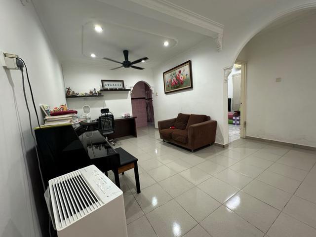CORNER LOT 3315sqft 1Storey Terrace Taman Merdeka Batu Berendam