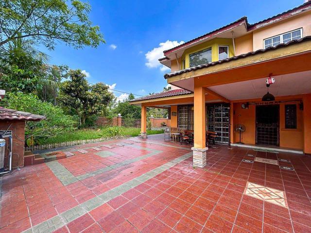 CORNER LOT 4549sqft 2Storey SP10 Taman Saujana Puchong for SALE