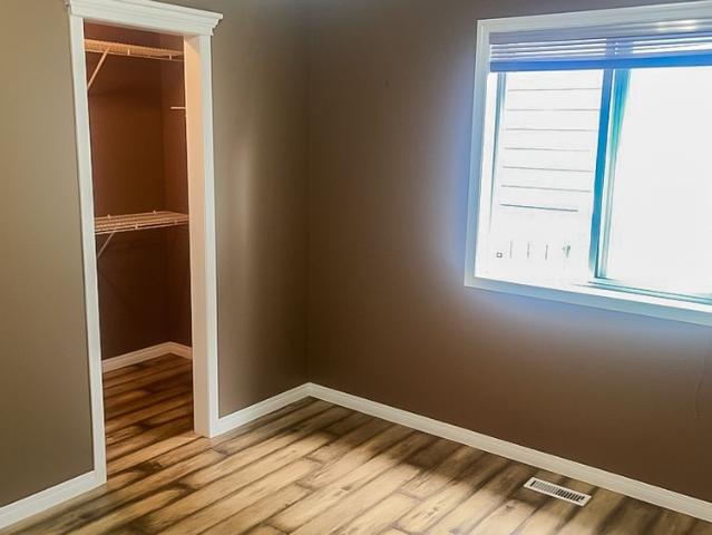 Corner Lot | 4 Bedrooms | Fully Developed | Double Attached Garage