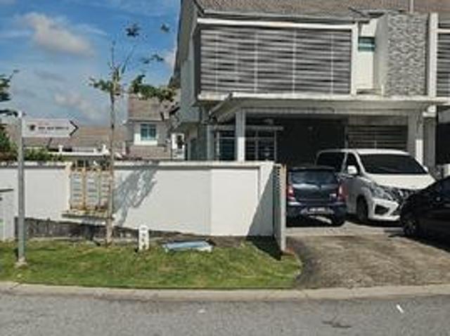 Corner Lot 5rooms 5toilets Terrace Kota Seriemas KLIA Sepang Nilai