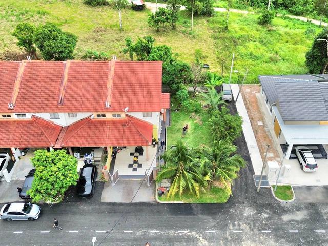 CORNER LOT 6 BILIK TANAH LUAS TMN IDAMAN MURNI SALAK Tinggi SEPANG