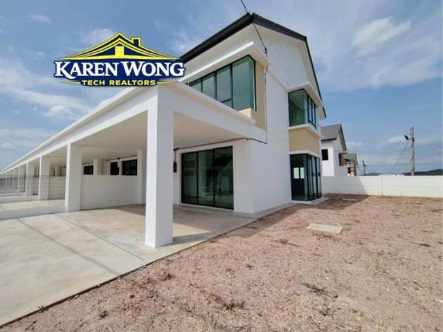 CORNER LOTASPERA BUKIT BANYAN Brand New 2 Storey Terrace House