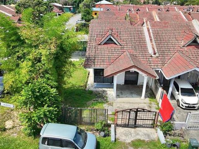 CORNER LOTBandar Baru bangi
