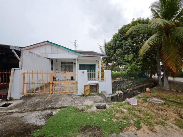 CORNER LOTFACING OPEN3769sqftTaman Sri Bayu Bagan Lalang