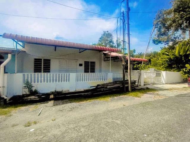 Corner LotTaman Seri JeraiTeres 1 TingkatFull Loan