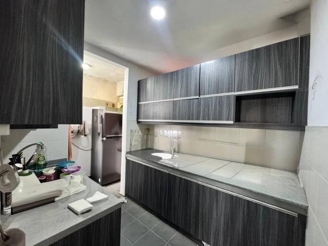 CORNER Laguna Biru 2 Kuang Tasik Biru Kitchen Cabinet