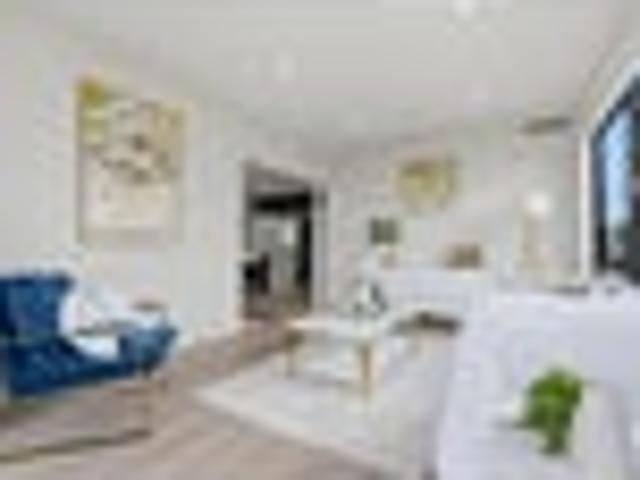 Corner Luxury & Next To Reserve With Water View