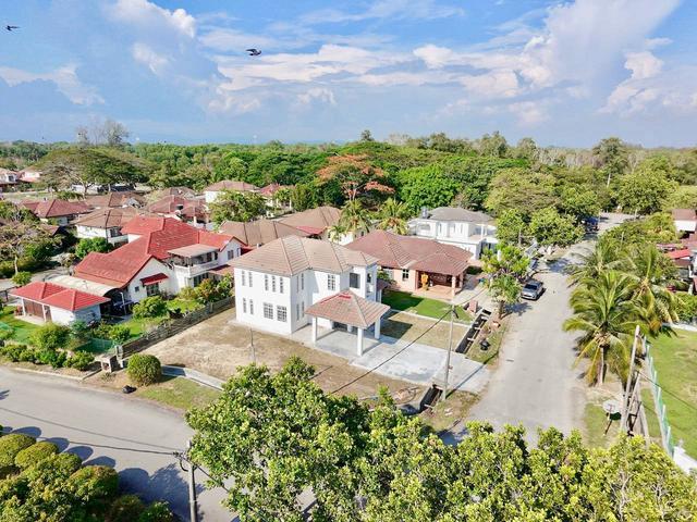 CORNER NON BUMI Bungalow 2 Storey Taman Pantai Sepang Putra Sg Pelek