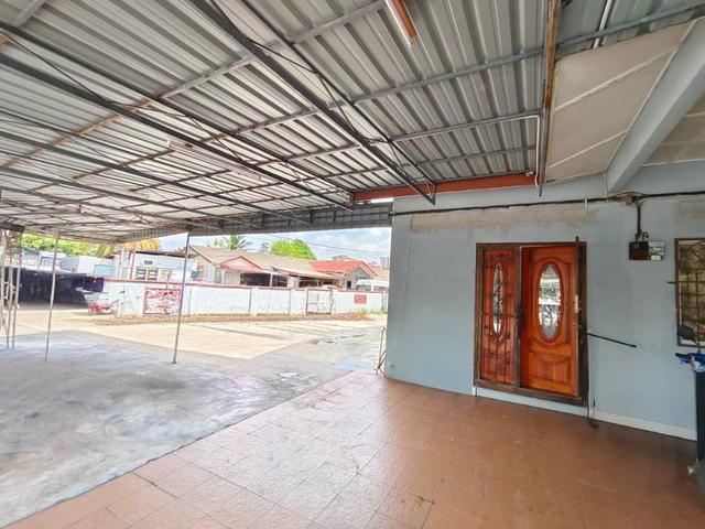 Corner Nonbumi 1 storey Tmn Sri Intan Jln Reko Kajang Renovated