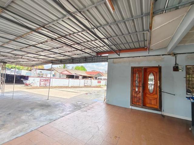 Corner Nonbumi 1 storey Tmn Sri Intan Jln Reko Kajang Renovated