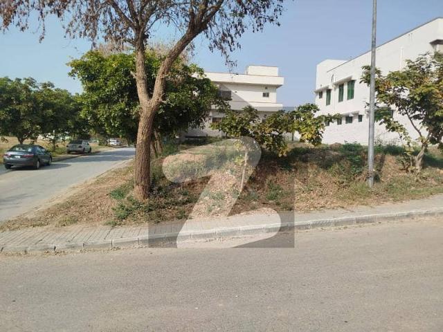 Corner Sector G Plot For Sale Ideal Location Level Plot