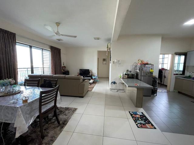 Corner Serin Residency 4 Rooms Condo In Lakepoint DMelor Cyberjaya