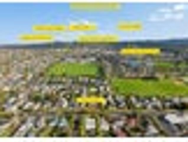 Corner site with RC issued for 6 units!