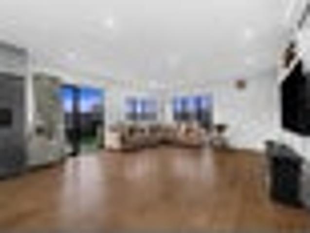 Negotiation Range Mid to High $900,000's