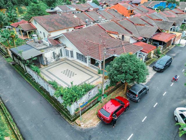 CORNER Single Storey Taman Industri Bolton Sri Gombak Batu Caves