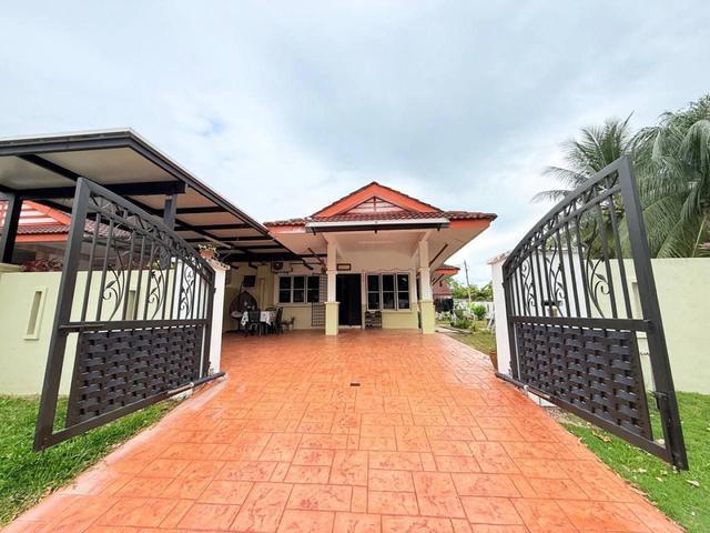 Corner single storey terrace warisan puteri seremban