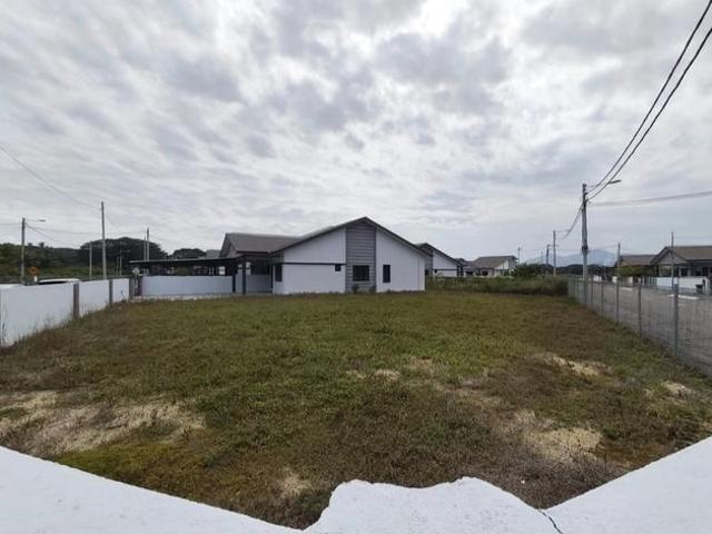 Corner Super Big Single Storey Semi D in Desa Pengkalan Ipoh Perak
