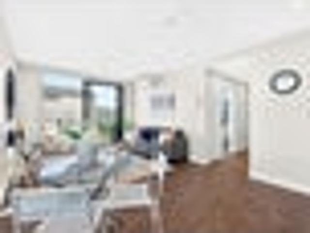 Corner Position. More Light. Better Living