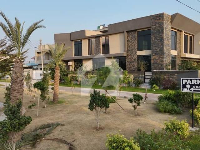 Corner Park Facing 1 Kanal Residential Plot For Sale In Lawyers Housing Society Phase 1 Canal Expressway Faisalabad