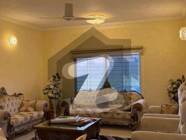Corner Park Facing Villa For Sale In Precinct 10A | Extra Land | 8kW Solar Installed Bahria Town Precinct 10 A