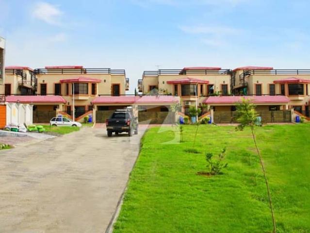 CORNER Plot | 3 Side Open | Solid Land | Best Location | Gulberg Greens | Best Investment