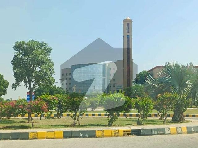Corner Plot DHA City Sector 6E 125 Square Yards For Sale