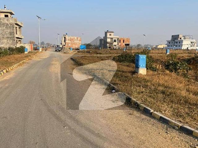 Prime Location 5 Marla Plot For Sale In J Block LDA City Lahore