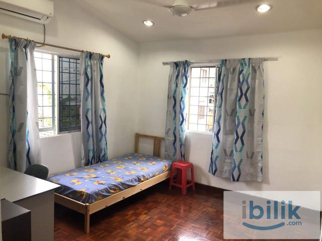 Corner Room, Attached Bath, 2 Windows, Super Convenient Location at Jln Limau Manis, Bangsar, KL