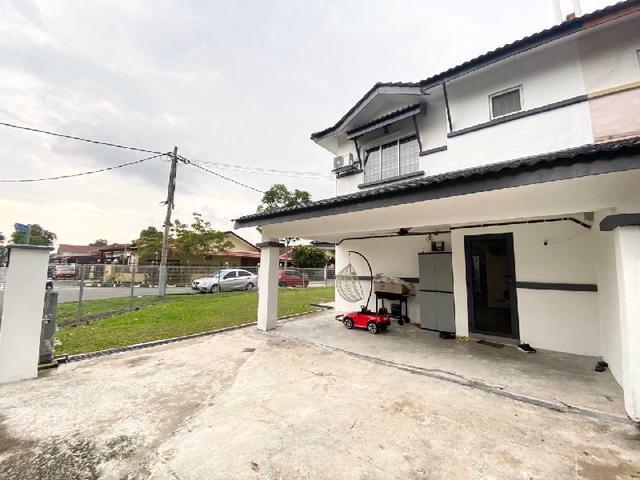 Corner Renovated Murah Double Storey Terrace Sp7 Jenjarum