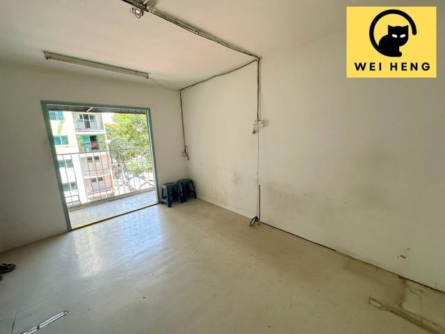 Corner rifle range flats low floor rare unit in ayer itam for sell