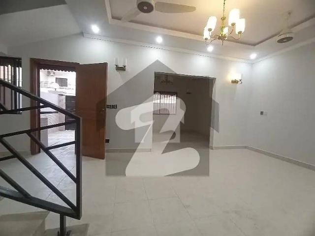 Corner West Chance Deal Available 120 Yard One Unit House For Sale