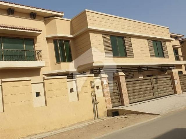 Corner West Open Brigadier House Askari 5 Sector H 427 Square Yard House For Sale