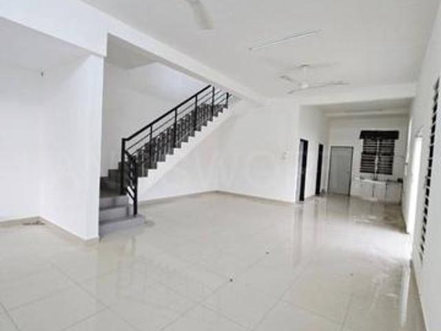 Corner with 15 ft land Double Storey House Semenyih Pelangi for Sale
