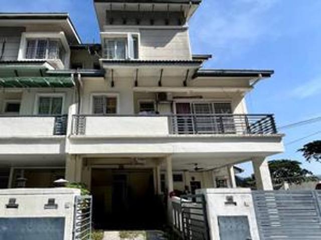 CORNER Townhouse Ariza Villa Taman Raintree Batu Caves