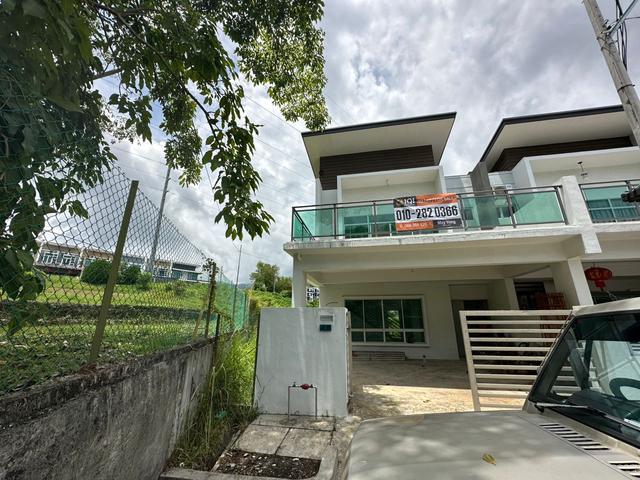Corner Taman Prestig Menggatal Corner House