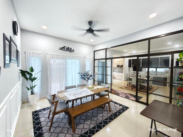 Corner Tanah Luas Teres Setingkat Aman Plus Tg Lumpur
