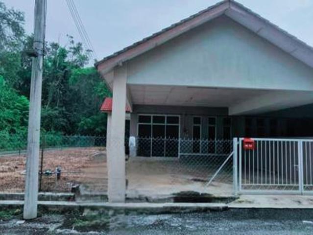 CORNER Tanjung Lumpur near TMG