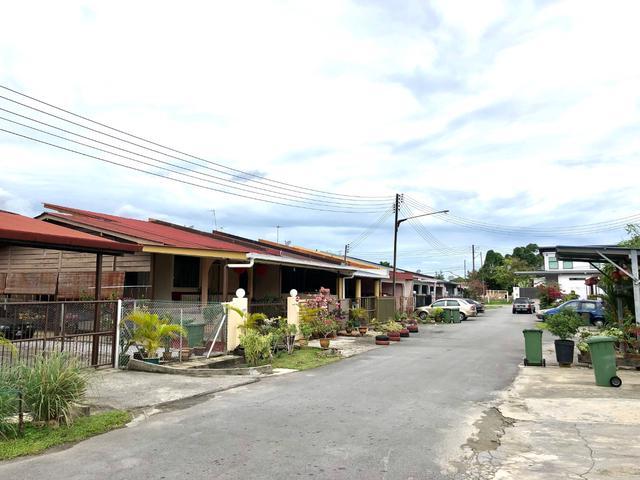 CORNER Teres Setingkat RPR BATU KAWA