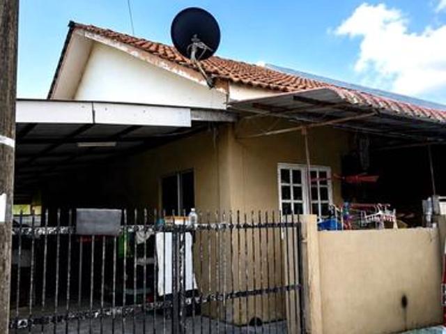 CORNER Teres Setiingkat SAMARINDAH