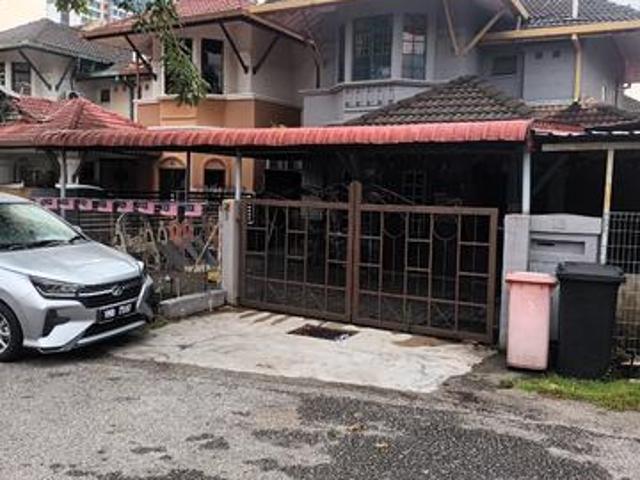 Corner Terrace House