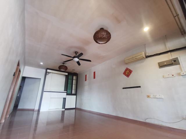 corner terrace house