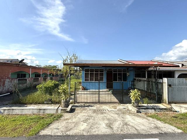 CORNER Terres Setingkat MALIHAH