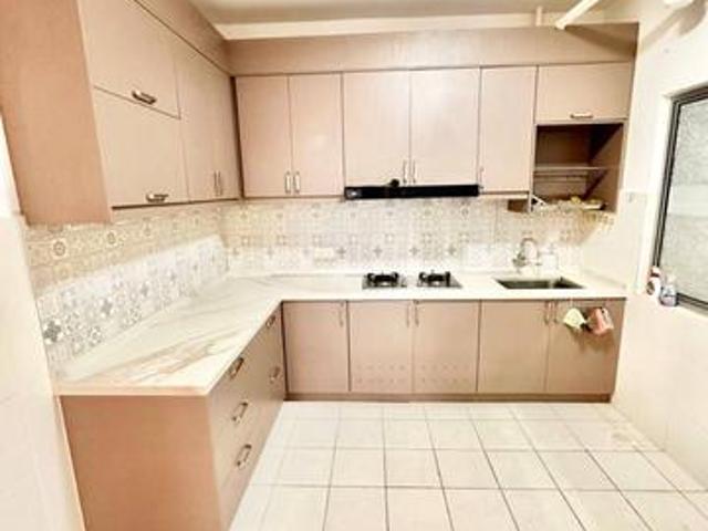 CORNER UNIT900 SQFT BIG Serunai Apartment Bandar Bukit Raja FOR SALE