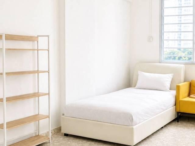 Corner Unit | 6 mins to Lorong Chuan MRT | 3 Room HDB for Rent