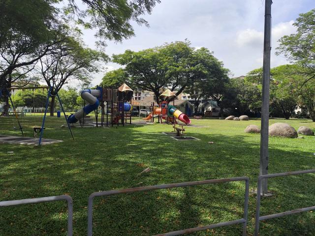 Corner Unit 7 Minit Berjalan Kaki Ke MRT Siap Dibaik Pulih