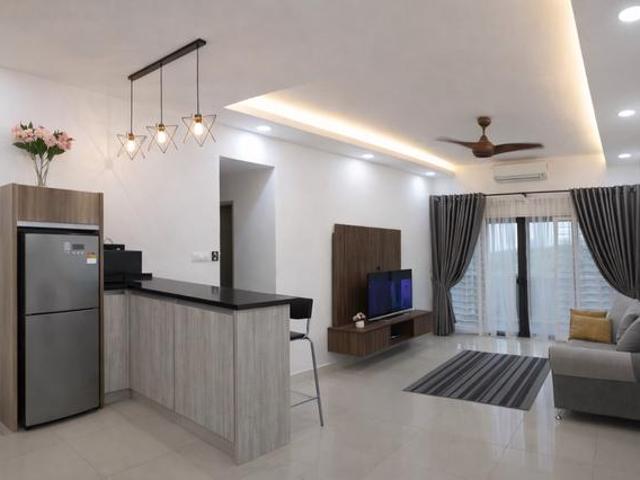 CORNER UNIT 2 Bedrooms with Garden Suria Residence Bukit Jelutong