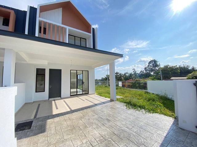 Corner Unit 2 Storey Terrace M2 Residence, Desa Putra, Sungai Merab Kajang
