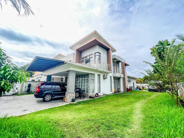 CORNER UNIT 2 Storey Semi Detached House Tasik Kesuma Semenyih