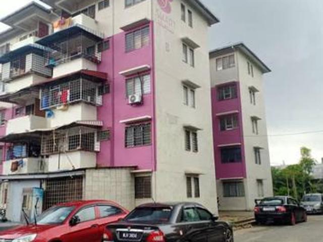 CORNER UNIT 2nd floor Flat Taman Sri Indah Balakong