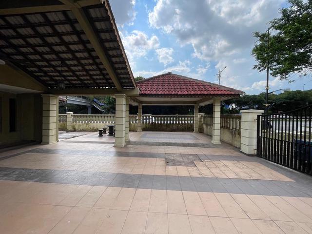 Corner Unit Tanah Luas Double Storey Taman Kobena Johor Bahru